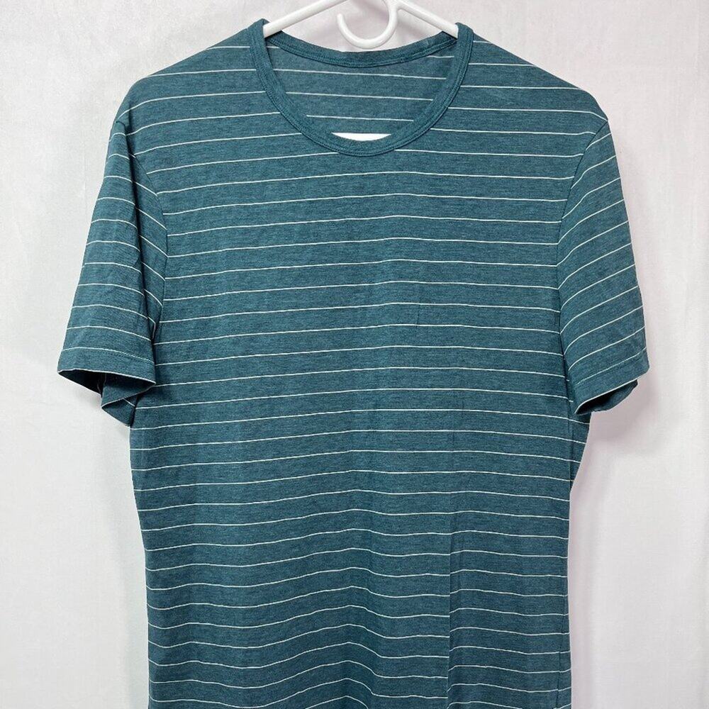 Lululemon mens 5 year basic short sleeve T-shirt Size‎ S